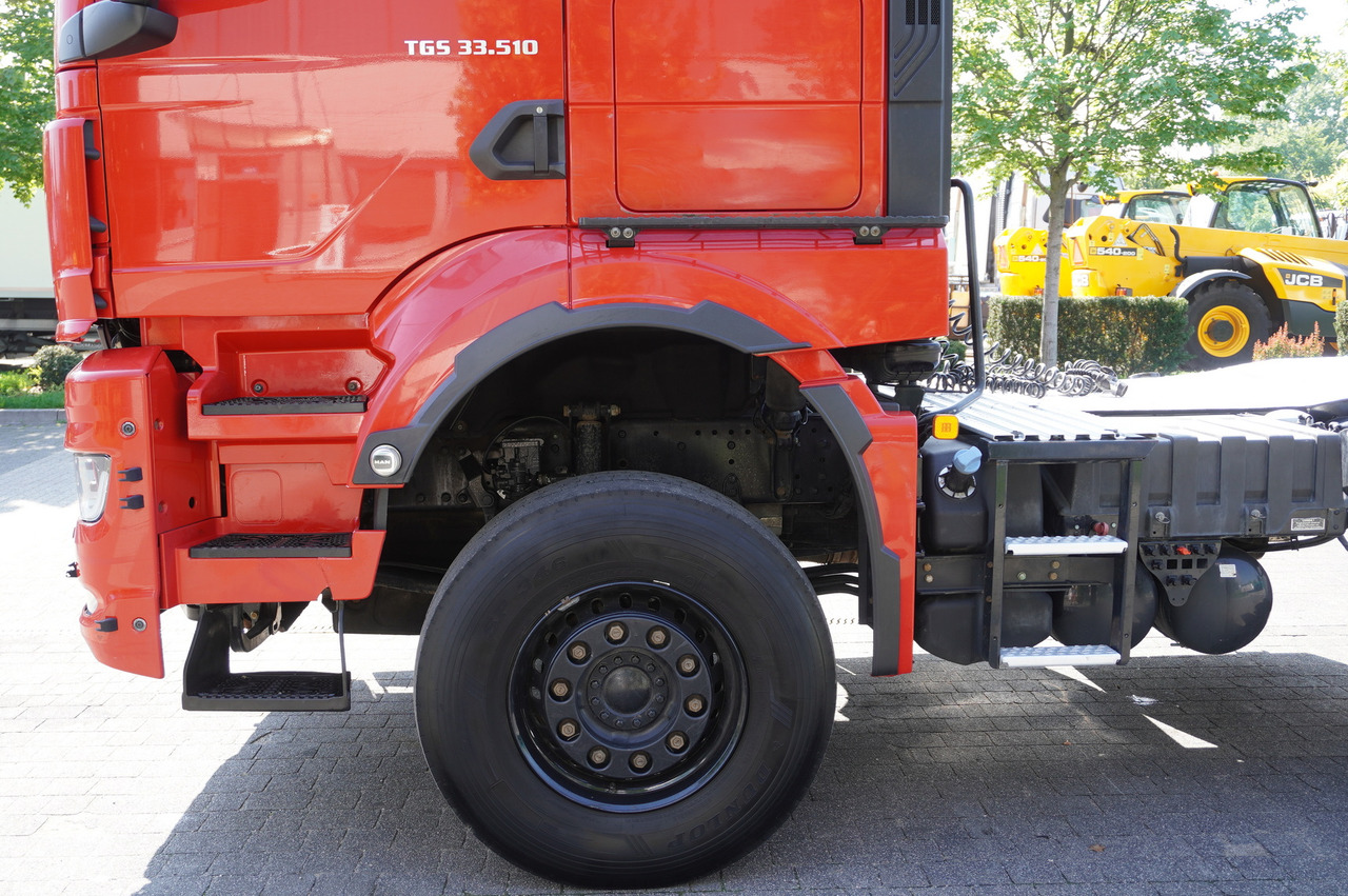 Cabeza tractora MAN TGS 33.510 tractor unit / 6x4 / Sleeper cab: foto 13