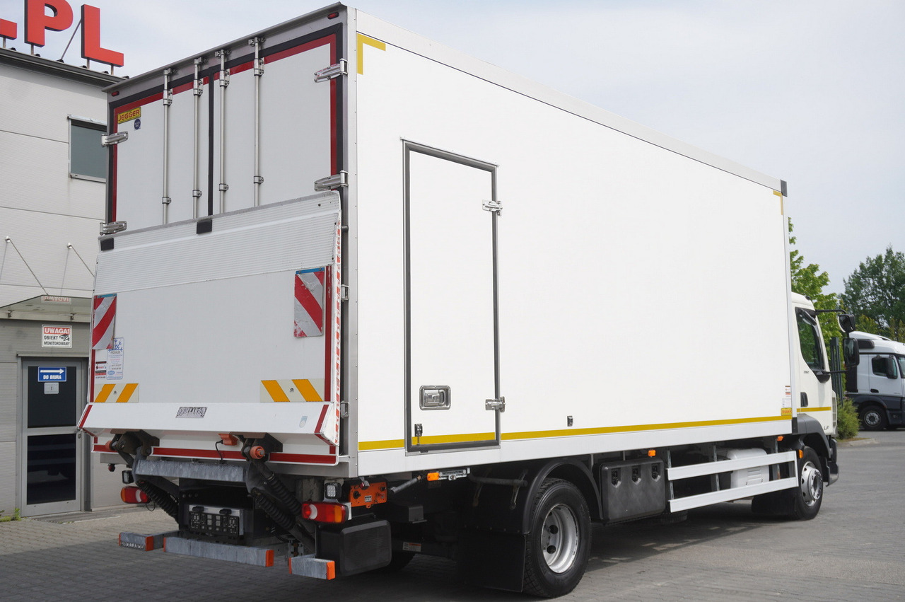 DAF LF 16.260 / Jegger Refrigerator / Carrier Supra 750 / DHOLLANDIA 1500 kg / Sleeper cab - Camión frigorífico: foto 3 DAF LF 16.260 / Jegger Refrigerator / Carrier Supra 750 / DHOLLANDIA 1500 kg / Sleeper cab - Camión frigorífico: foto 3