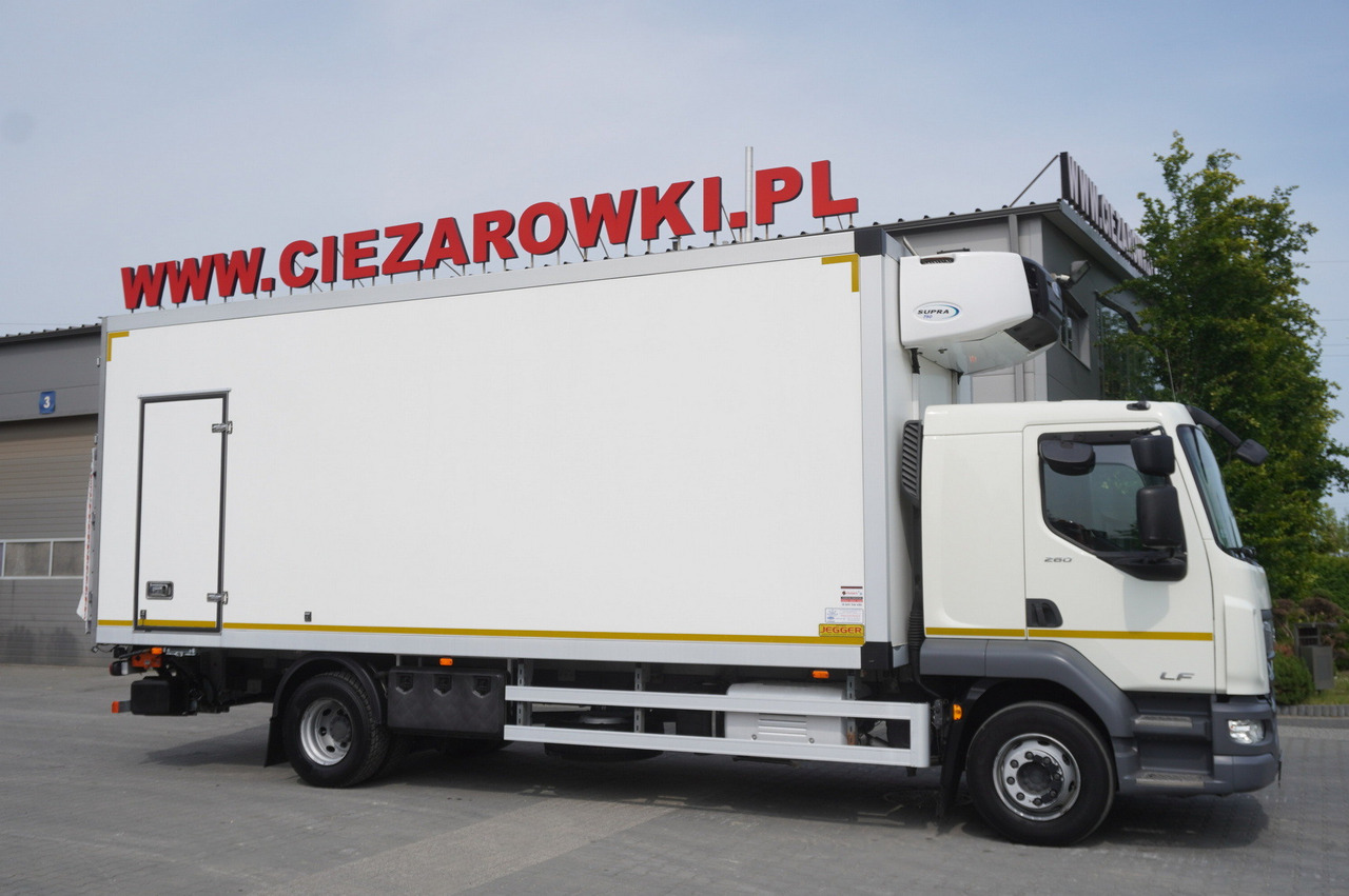DAF LF 16.260 / Jegger Refrigerator / Carrier Supra 750 / DHOLLANDIA 1500 kg / Sleeper cab - Camión frigorífico: foto 2 DAF LF 16.260 / Jegger Refrigerator / Carrier Supra 750 / DHOLLANDIA 1500 kg / Sleeper cab - Camión frigorífico: foto 2