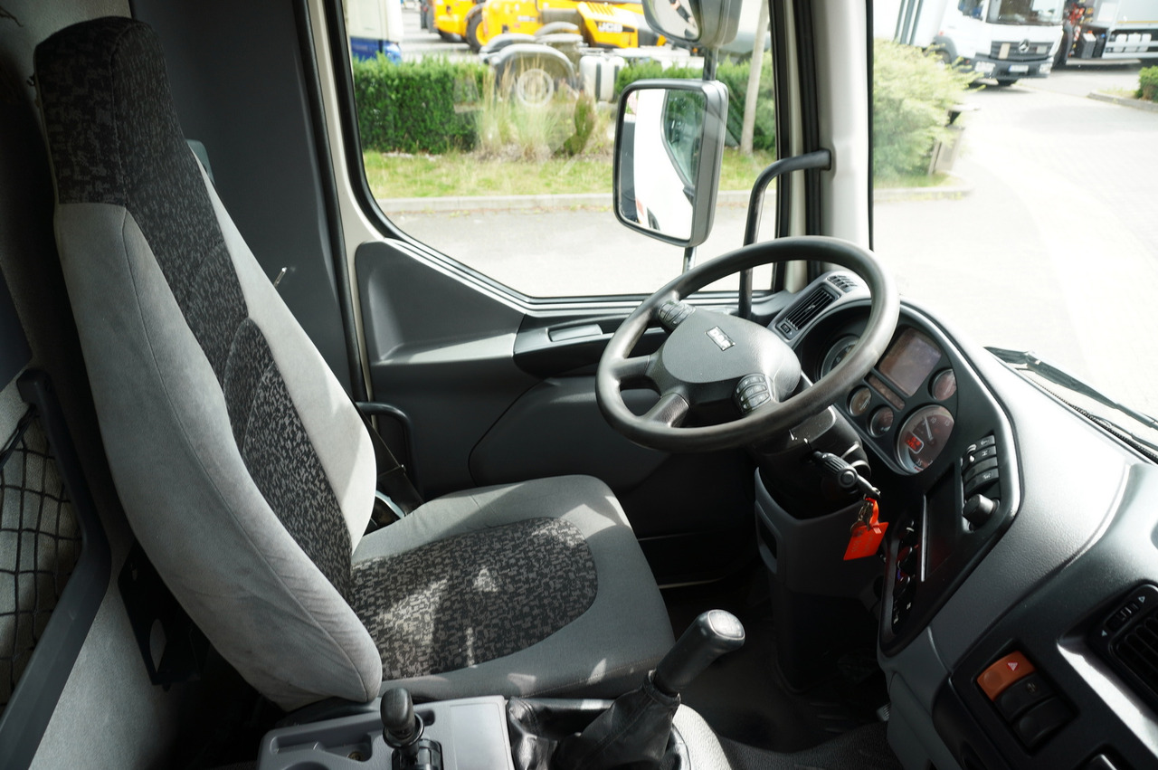 Camión portacontenedor de cadenas DAF LF 55.220 Skip loader GUIMA PALFINGER M14T: foto 13