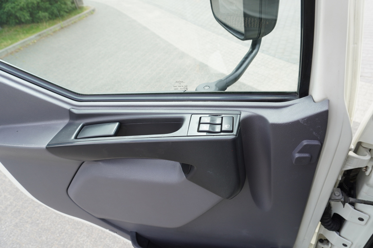 Camión portacontenedor de cadenas DAF LF 55.220 Skip loader GUIMA PALFINGER M14T: foto 28