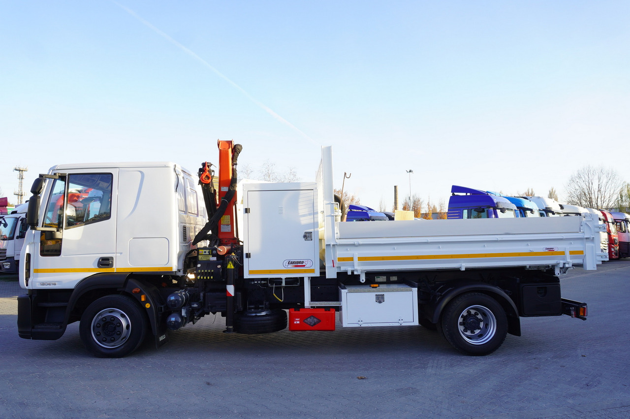 IVECO Eurocargo 120E18 Crane Palfinger / 3-way tipper / sleeper cab - Camión caja abierta, Camión grúa: foto 5 IVECO Eurocargo 120E18 Crane Palfinger / 3-way tipper / sleeper cab - Camión caja abierta, Camión grúa: foto 5