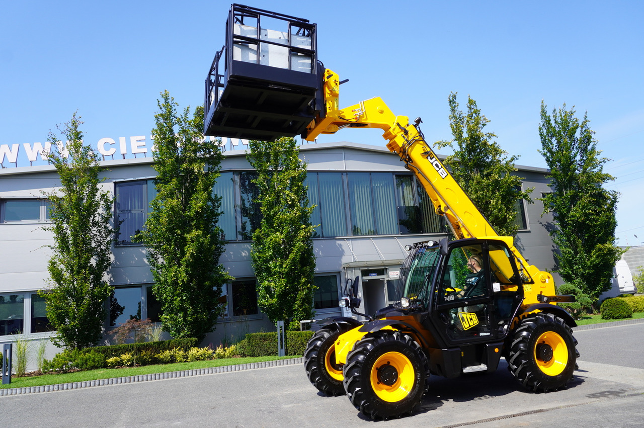 Manipulador telescópico JCB 535-95 / 3.5 T / range 9.5 m / joystick: foto 21 Manipulador telescópico JCB 535-95 / 3.5 T / range 9.5 m / joystick: foto 21