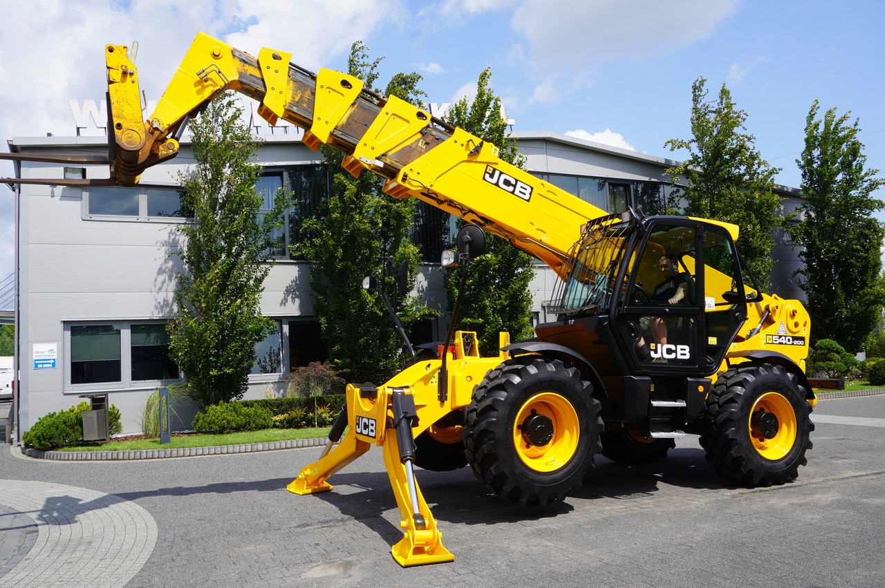 JCB 540-200 Telescopic Loader / 20 m reach / joystick / 2 units - Cargadora de ruedas telescópica: foto 3 JCB 540-200 Telescopic Loader / 20 m reach / joystick / 2 units - Cargadora de ruedas telescópica: foto 3
