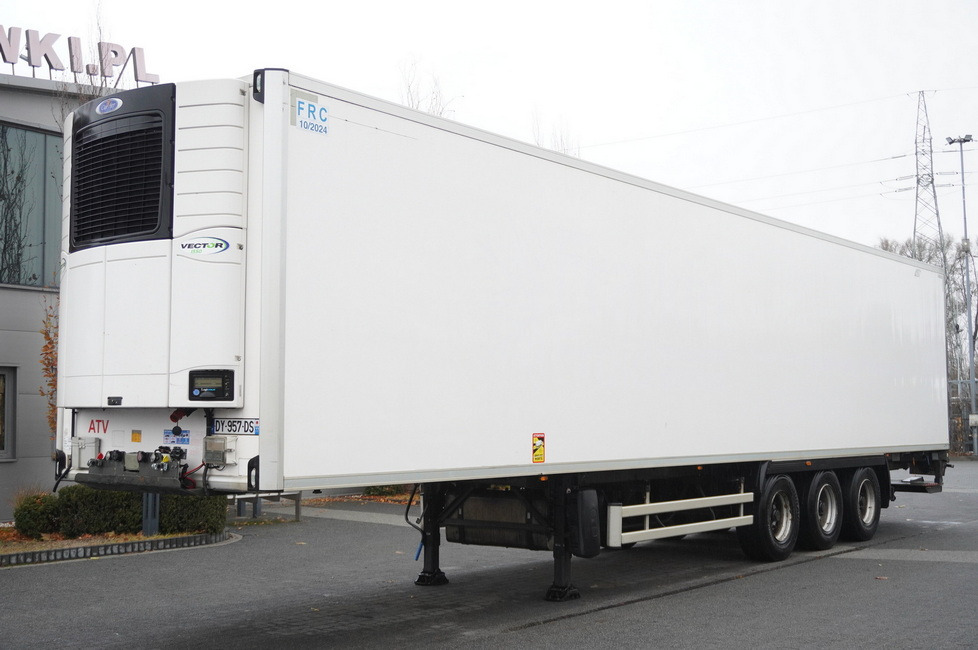 LAMBERET refrigerated semi-trailer / Carrier Vector 1550 unit - Semirremolque frigorífico: foto 2 LAMBERET refrigerated semi-trailer / Carrier Vector 1550 unit - Semirremolque frigorífico: foto 2