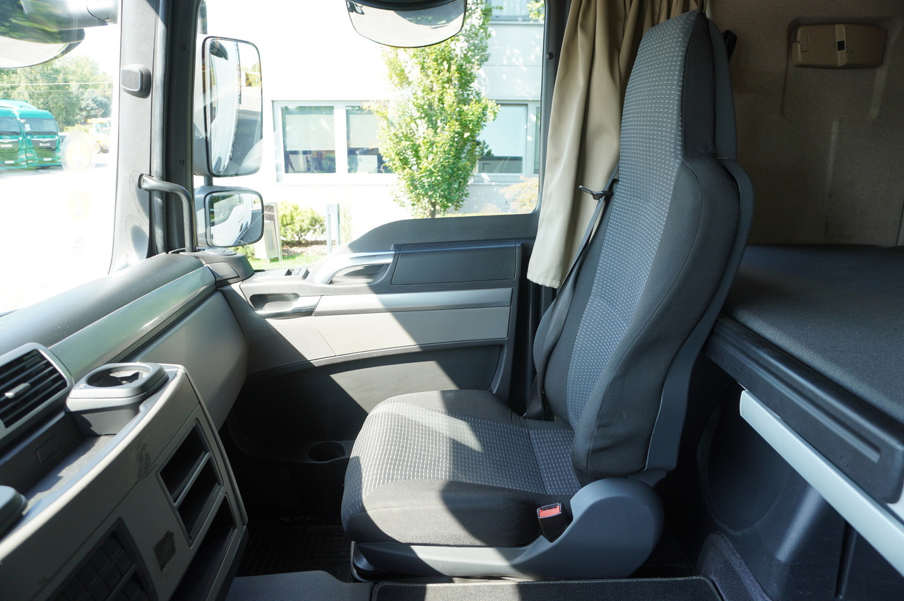 Camión lona MAN TGL 12.190 / Curtainsider 19 EPAL / Sleeper cab: foto 27