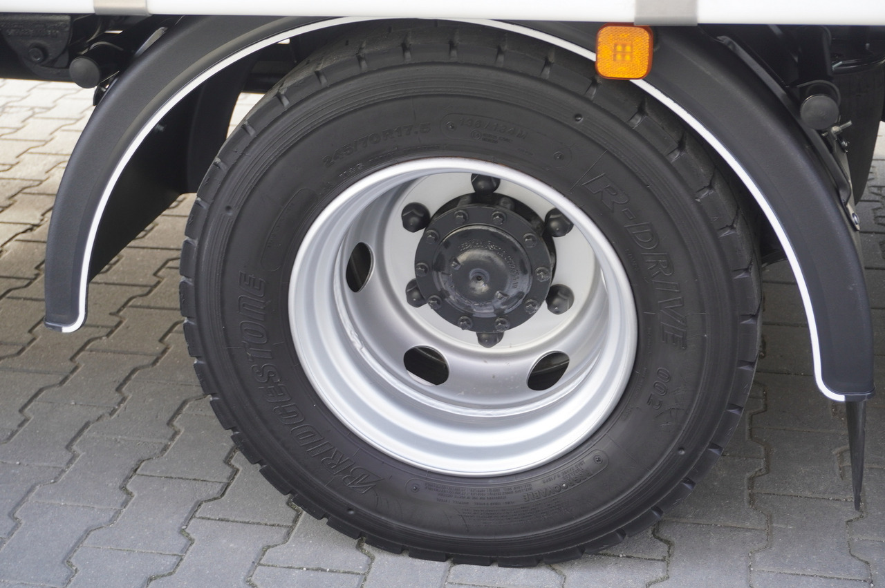 Camión lona MAN TGL 12.220 / Curtainsider 19 EPAL / 140 tho. km: foto 15