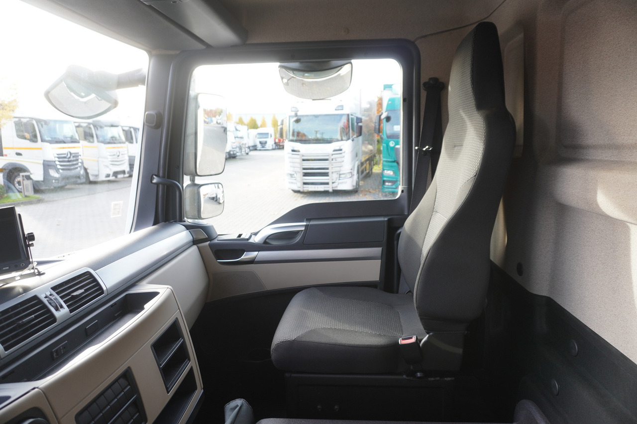 Camión lona MAN TGL 12.220 / Curtainsider 19 EPAL / 140 tho. km: foto 22