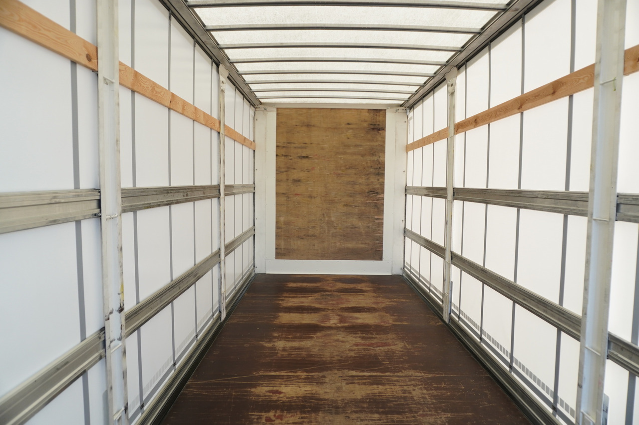 Camión lona MAN TGL 12.220 / Curtainsider 19 EPAL / 140 tho. km: foto 10