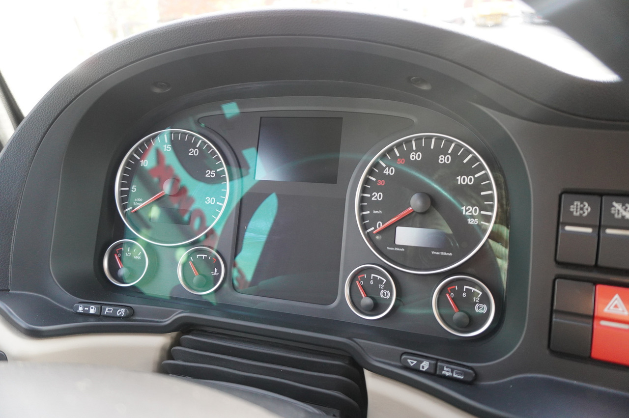 Camión lona MAN TGL 12.220 / Curtainsider 19 EPAL / 140 tho. km: foto 24