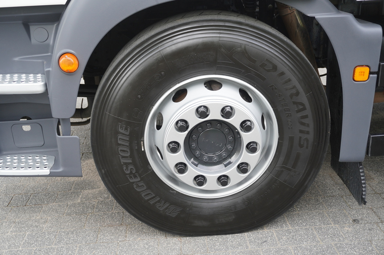 Limpieza de alcantarillado MAN TGM 26.340 E6 / RIVARD sewage cleaner 11.8 m3 / 170 tho. km / steered axle: foto 23