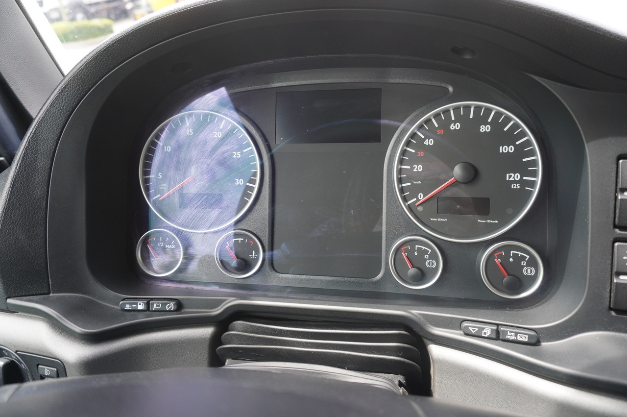 Camión lona MAN TGS 18.440 / 19 EPAL curtainsider / Sleeper cab: foto 21