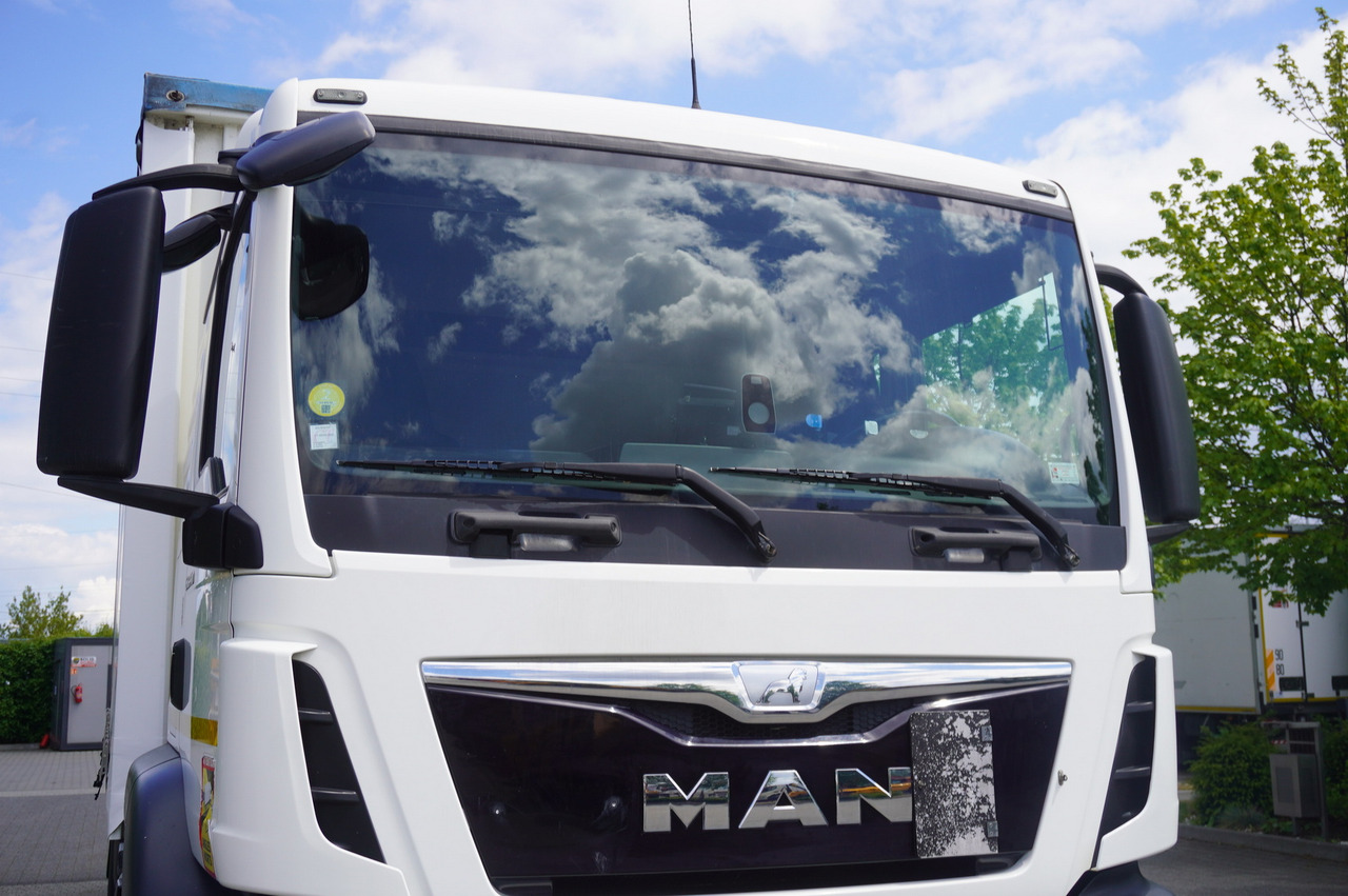 Camión lona MAN TGS 18.440 / 19 EPAL curtainsider / Sleeper cab: foto 9