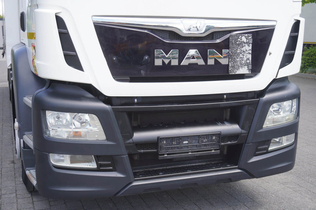 Camión lona MAN TGS 18.440 / 19 EPAL curtainsider / Sleeper cab: foto 8