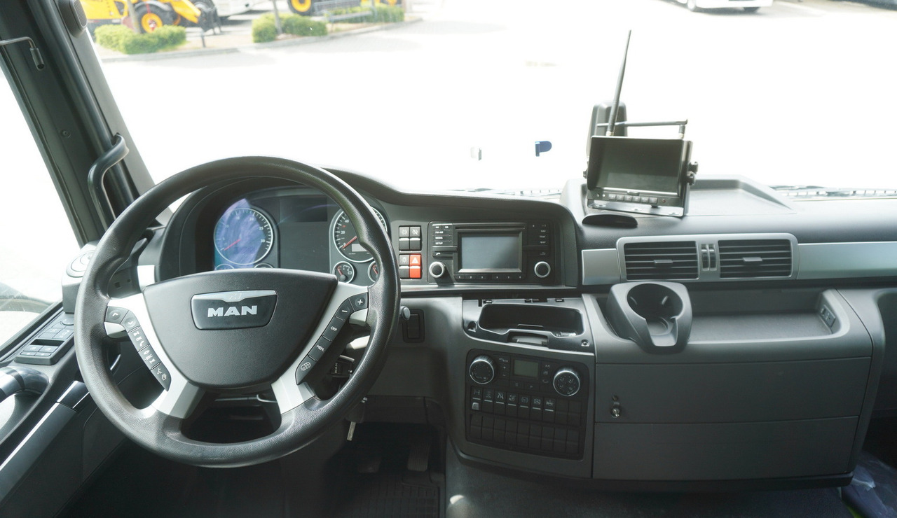 Camión lona MAN TGS 18.440 / 19 EPAL curtainsider / Sleeper cab: foto 18