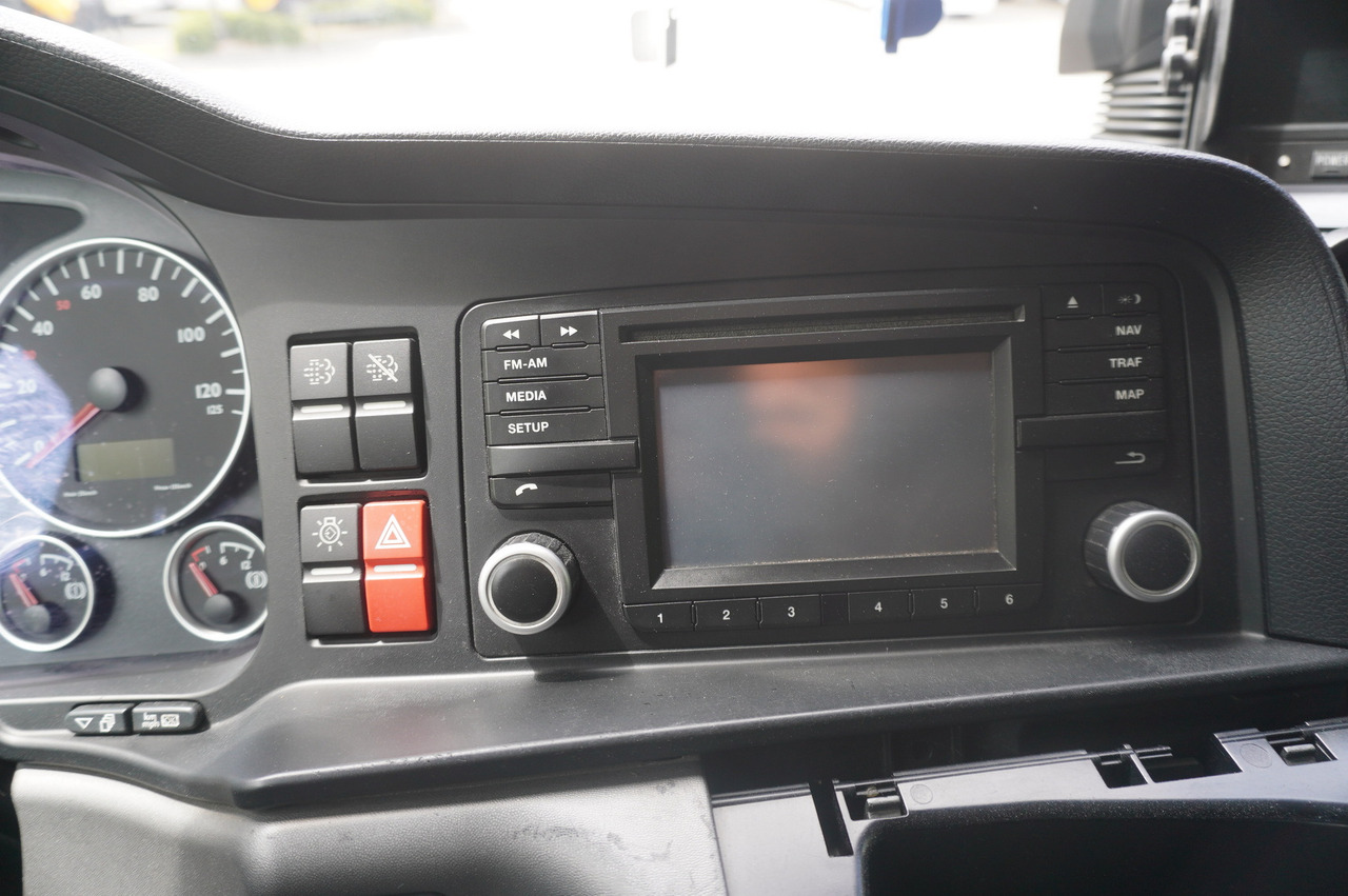 Camión lona MAN TGS 18.440 / 19 EPAL curtainsider / Sleeper cab: foto 24