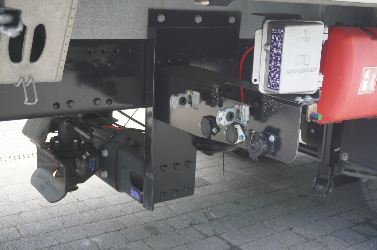 Camión lona MAN TGS 18.440 / 19 EPAL curtainsider / Sleeper cab: foto 14