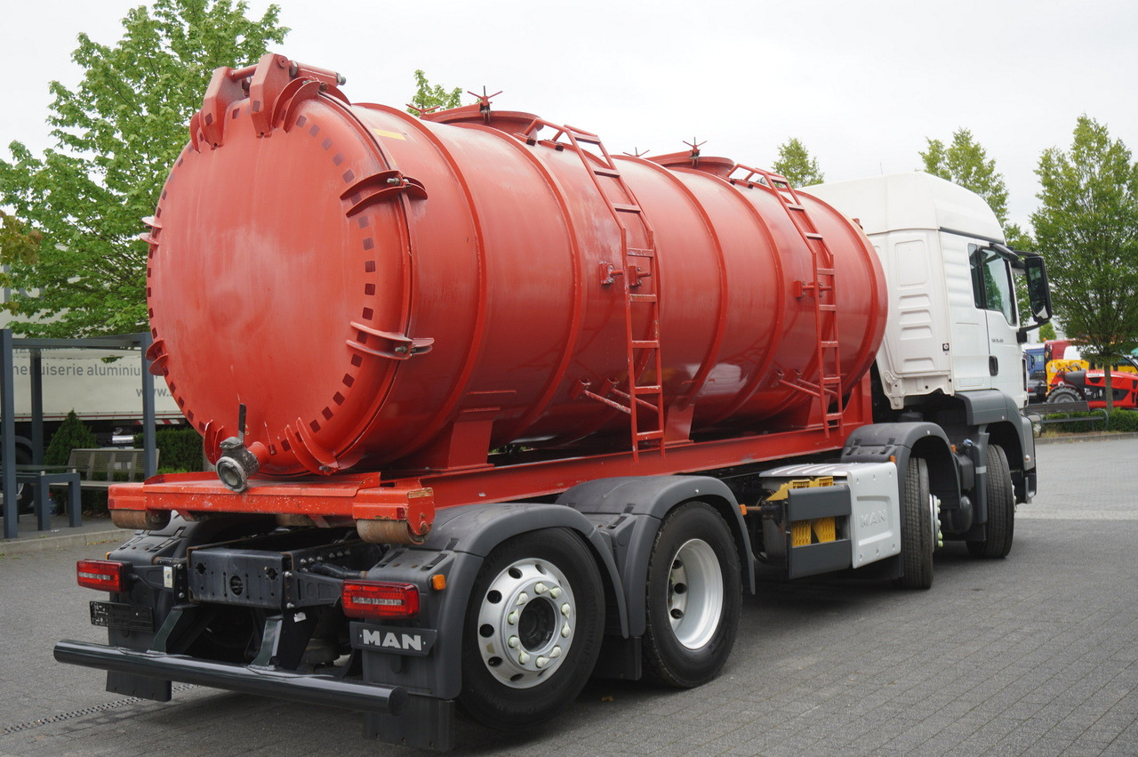 MAN TGS 35.420 8×2 / NEW septic barrel 13000 L / 3 steered axles - Cuba de purín: foto 4 MAN TGS 35.420 8×2 / NEW septic barrel 13000 L / 3 steered axles - Cuba de purín: foto 4