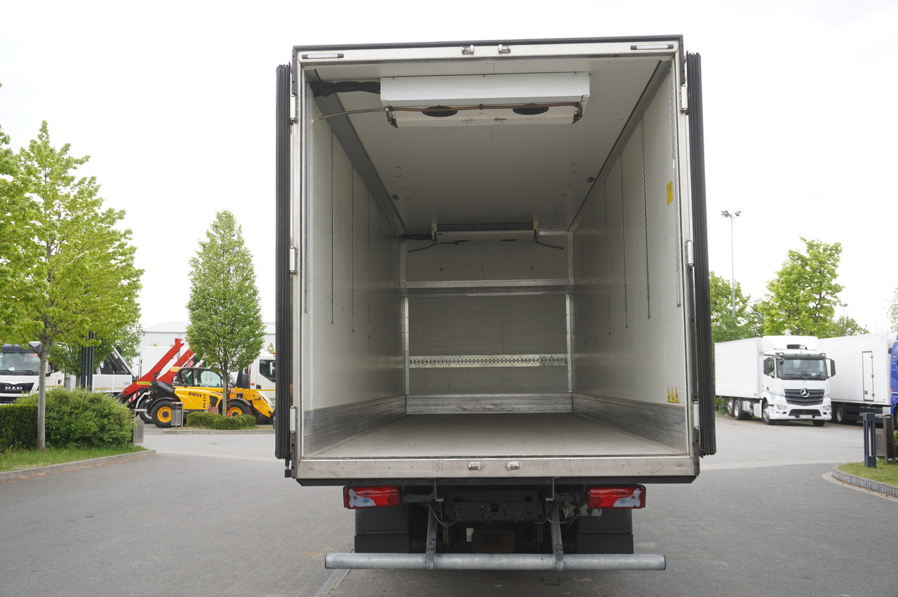 MAN TGX 26.510 / Krone refrigerator bitemperature doppelstock 20 EPAL / Carrier Supra 1250 MT - Camión frigorífico: foto 4 MAN TGX 26.510 / Krone refrigerator bitemperature doppelstock 20 EPAL / Carrier Supra 1250 MT - Camión frigorífico: foto 4
