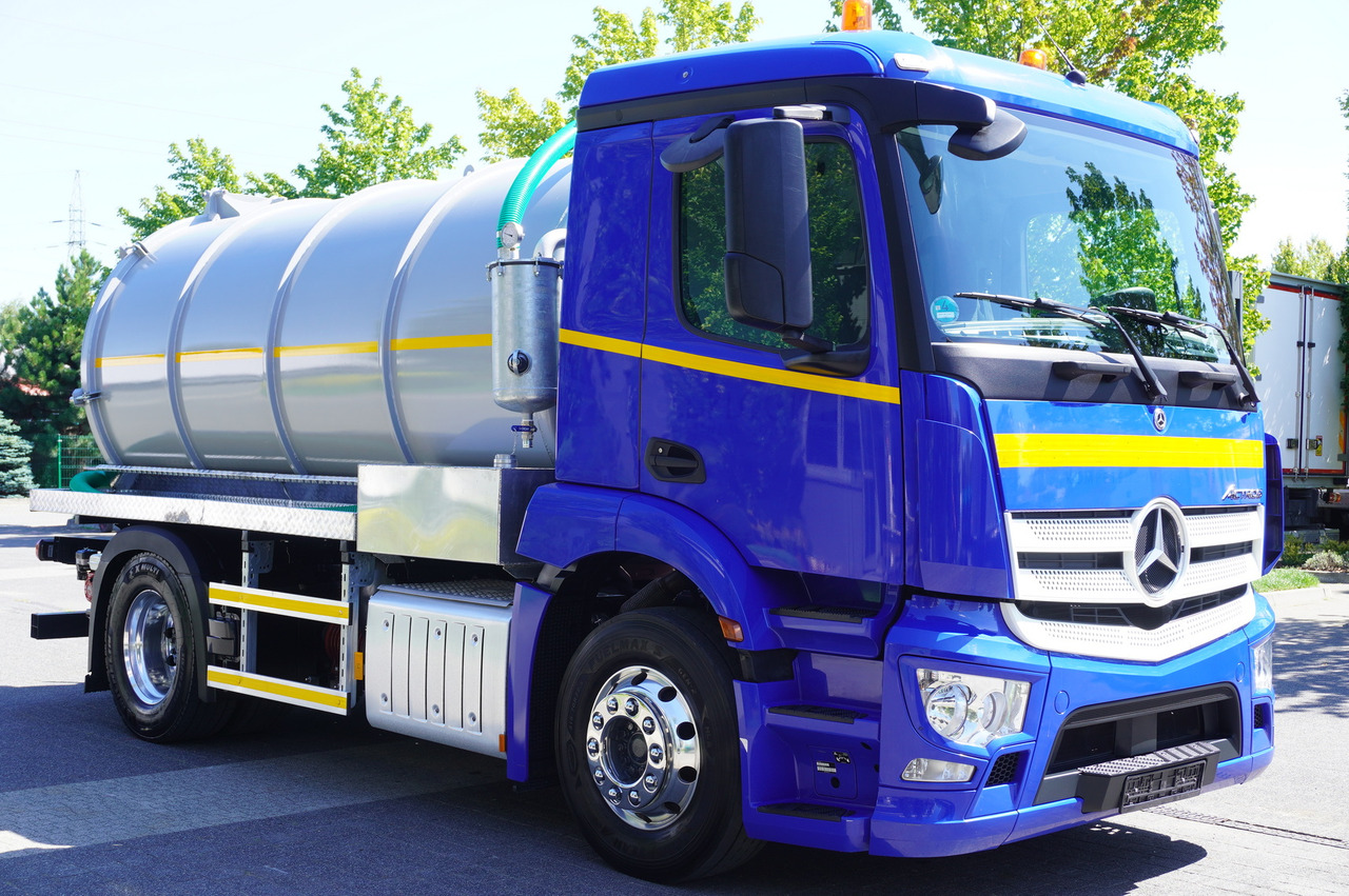 MERCEDES-BENZ Actros 18.35 LS / Body NEW septic tank (08/2025) 11000 l / 280000 kilometers! - Cuba de purín: foto 3 MERCEDES-BENZ Actros 18.35 LS / Body NEW septic tank (08/2025) 11000 l / 280000 kilometers! - Cuba de purín: foto 3