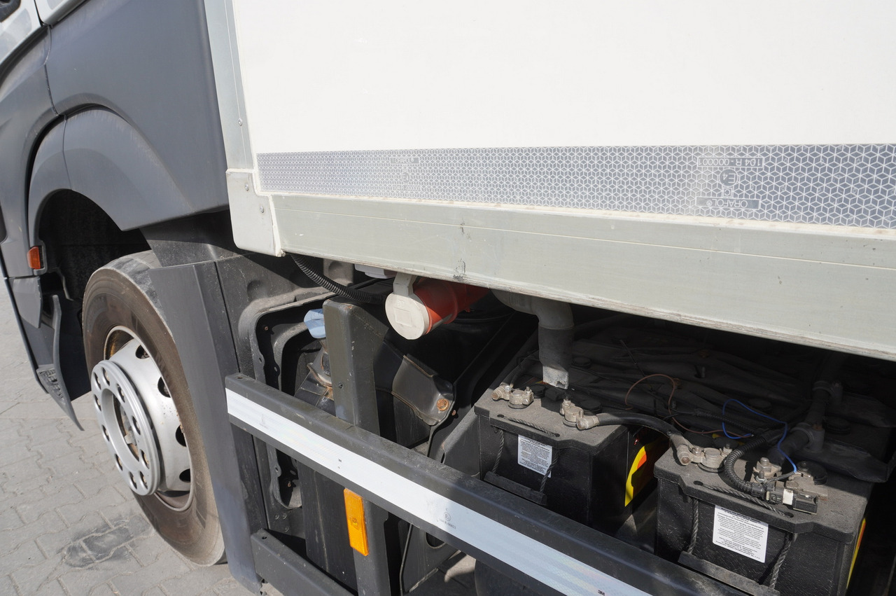 Camión frigorífico MERCEDES-BENZ Actros 2542 / GIGA cabin / Thermoking 1000R: foto 10