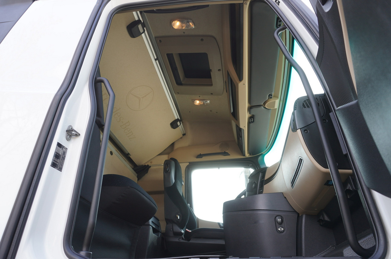Camión frigorífico MERCEDES-BENZ Actros 2542 / GIGA cabin / Thermoking 1000R: foto 28