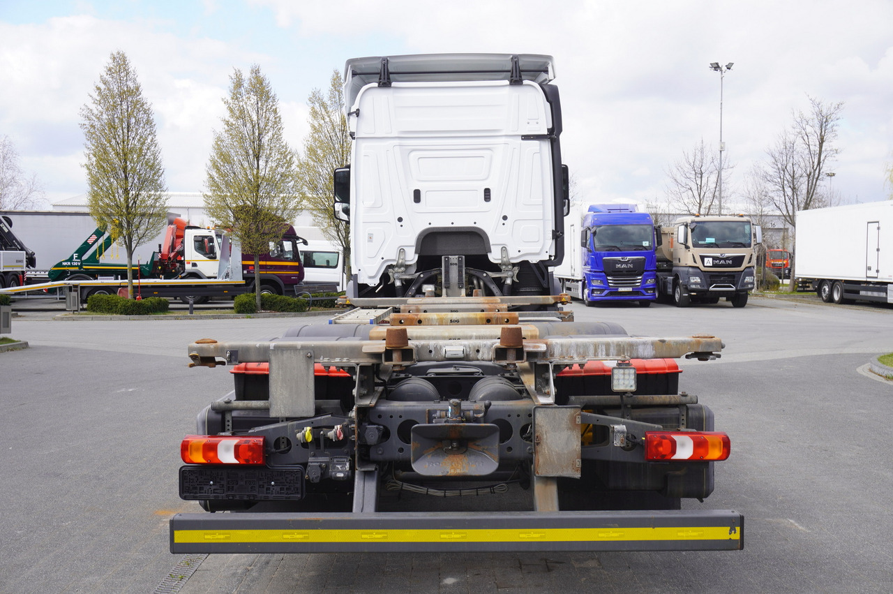MERCEDES-BENZ Actros 2545 6×2 MP5 / FULL ADR / several units - Camión portacontenedore/ Intercambiable: foto 4 MERCEDES-BENZ Actros 2545 6×2 MP5 / FULL ADR / several units - Camión portacontenedore/ Intercambiable: foto 4