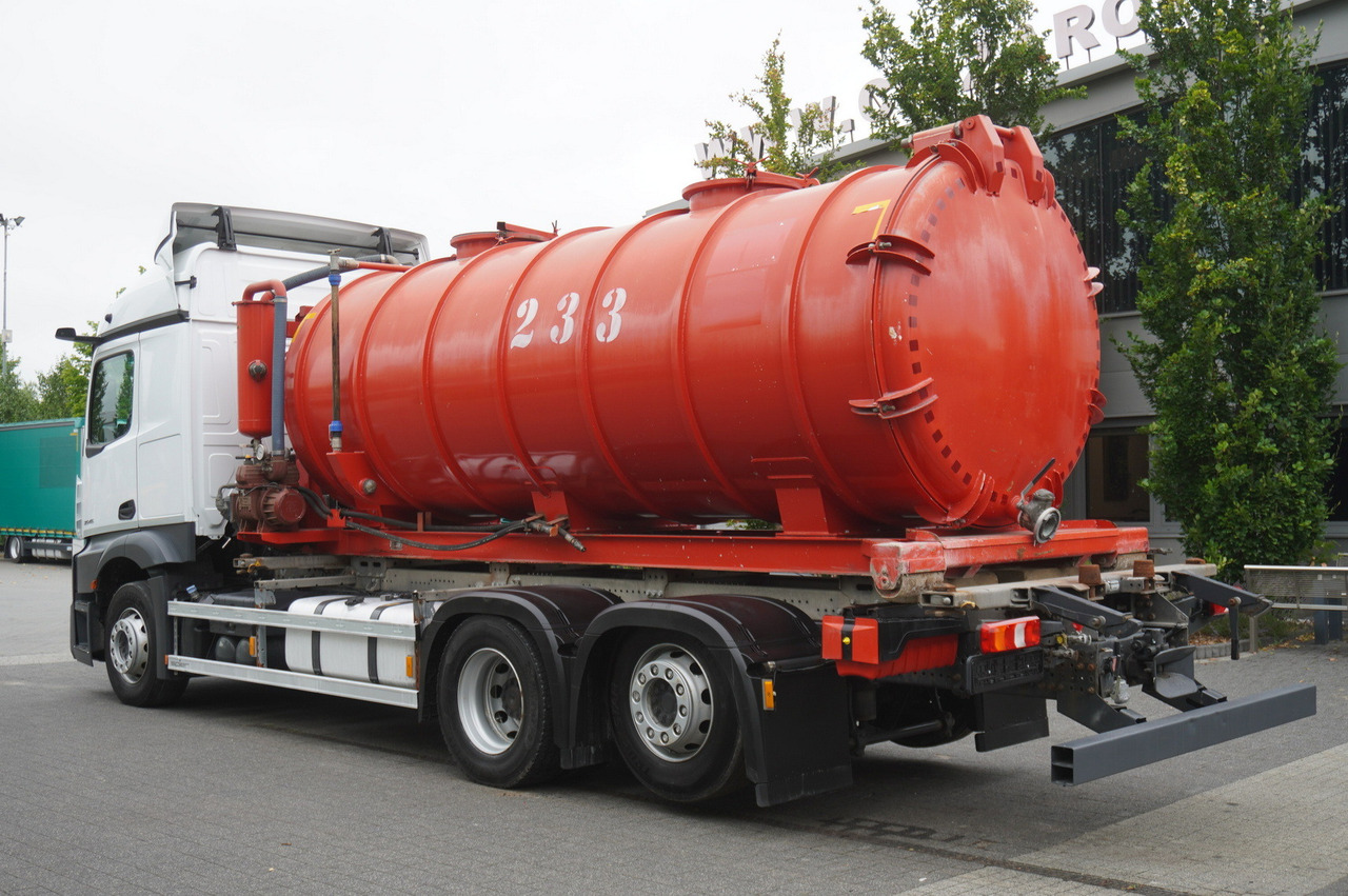 MERCEDES-BENZ Actros 2545 6 × 2 MP5 / NEW septic barrel 13000 L - Camión cisterna: foto 3 MERCEDES-BENZ Actros 2545 6 × 2 MP5 / NEW septic barrel 13000 L - Camión cisterna: foto 3