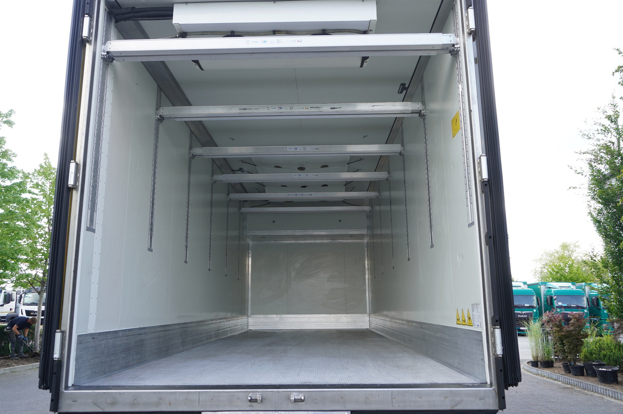 MERCEDES-BENZ Actros 2548 MP5 / Krone Refrigerator Multitemperature / Doppelstock 36 EPAL / GIGA Space cabin - Camión frigorífico: foto 4 MERCEDES-BENZ Actros 2548 MP5 / Krone Refrigerator Multitemperature / Doppelstock 36 EPAL / GIGA Space cabin - Camión frigorífico: foto 4