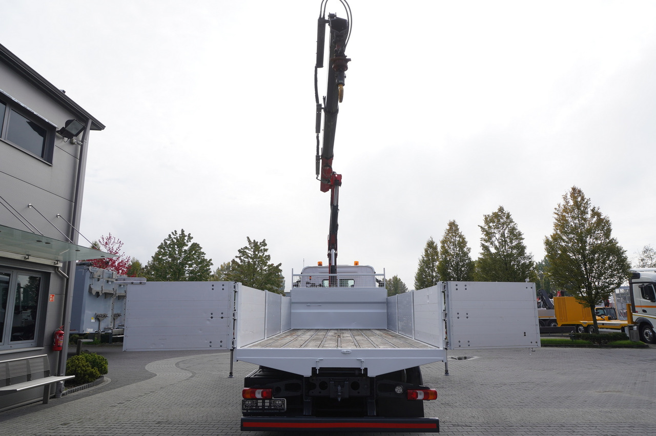 MERCEDES-BENZ Antos 2540 / Flatbed 15 EPAL / Fassi F165 / 6.1 t / 8 m reach / remote control / rotator / 1600 MTH / steered axle - Camión caja abierta, Camión grúa: foto 4 MERCEDES-BENZ Antos 2540 / Flatbed 15 EPAL / Fassi F165 / 6.1 t / 8 m reach / remote control / rotator / 1600 MTH / steered axle - Camión caja abierta, Camión grúa: foto 4