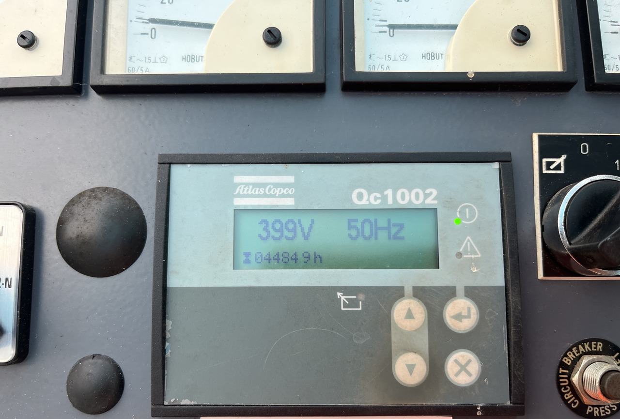 POTAIN IGO32 Tri/A Mobile self-erecting tower crane / 4400 MTH! - Grúa torre: foto 2 POTAIN IGO32 Tri/A Mobile self-erecting tower crane / 4400 MTH! - Grúa torre: foto 2