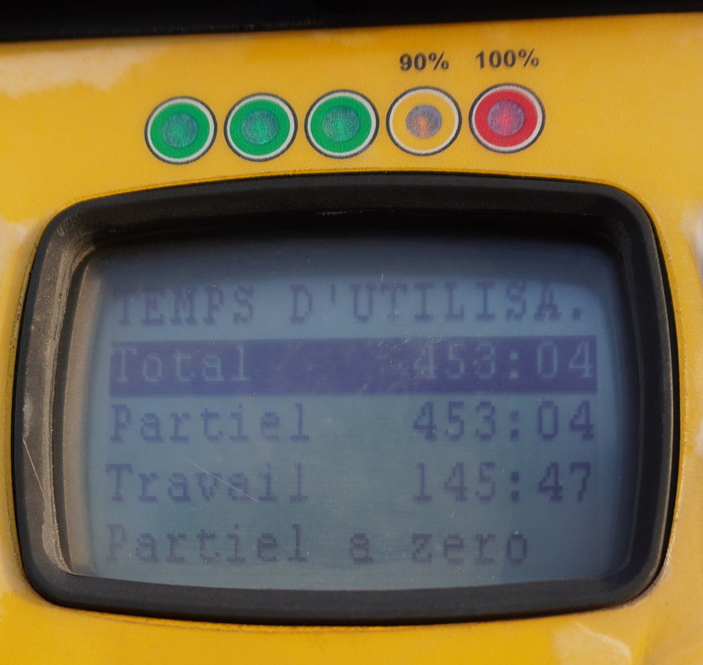 RENAULT RENAULT C320 P 4x2 / FASSI crane 6 T / 140 MTH!!! / range 10 m / Flatbed 15 EPAL / 52 tho. km!!! - Camión caja abierta, Camión grúa: foto 2 RENAULT RENAULT C320 P 4x2 / FASSI crane 6 T / 140 MTH!!! / range 10 m / Flatbed 15 EPAL / 52 tho. km!!! - Camión caja abierta, Camión grúa: foto 2