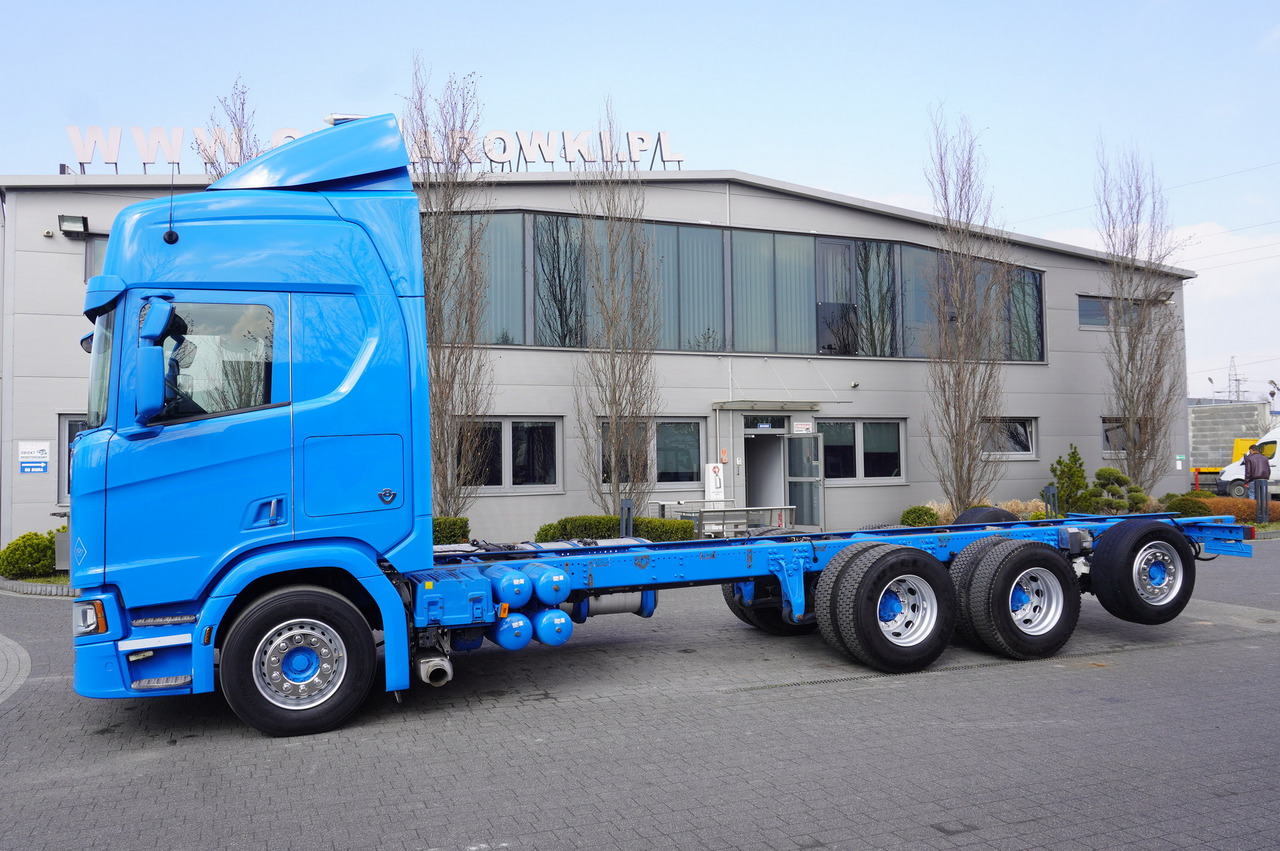 SCANIA R650 V8 / 650 HP/ frame 8.8 m / steered 4th axle - Camión chasis: foto 2 SCANIA R650 V8 / 650 HP/ frame 8.8 m / steered 4th axle - Camión chasis: foto 2