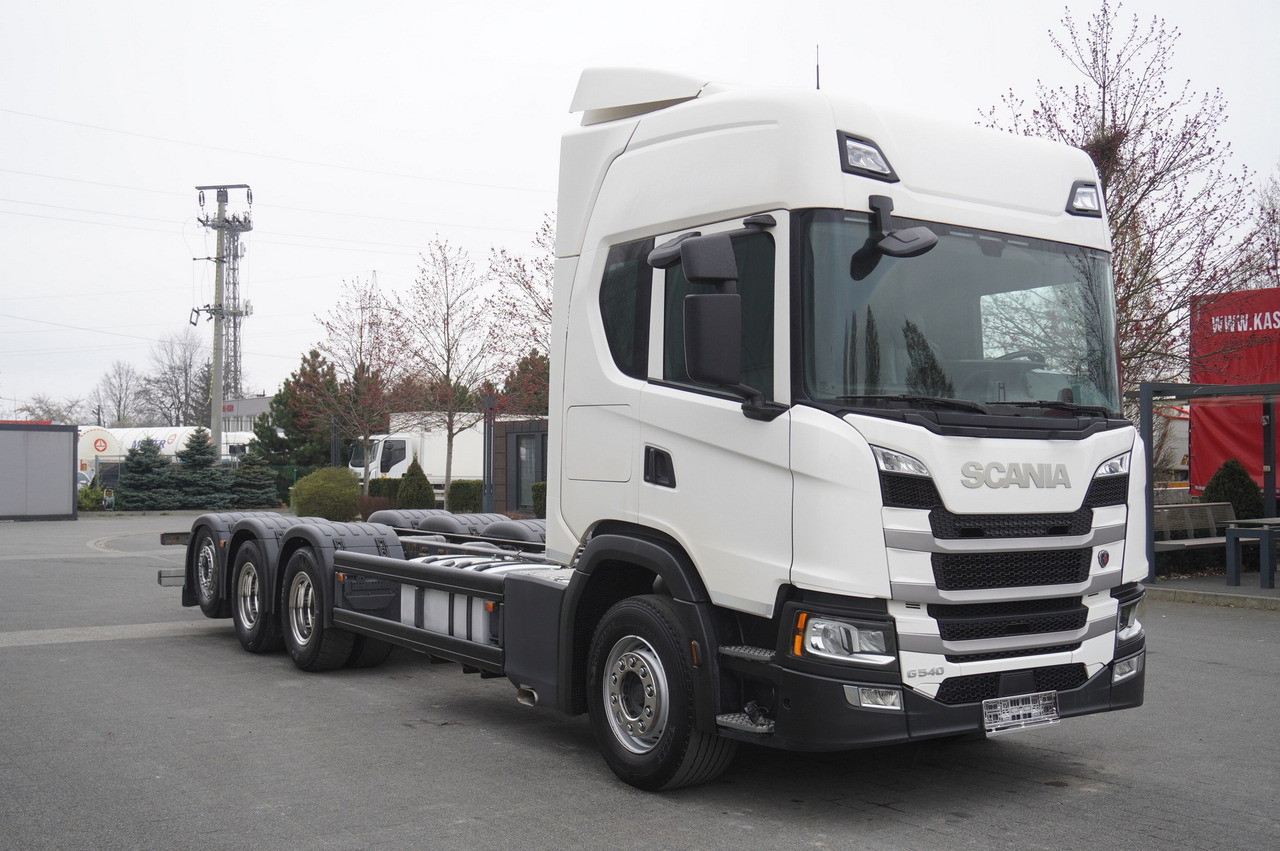 Scania G540 8x4 / Chassis 8.7 m / Steered axle / 2021 - Camión grúa: foto 1 Scania G540 8x4 / Chassis 8.7 m / Steered axle / 2021 - Camión grúa: foto 1