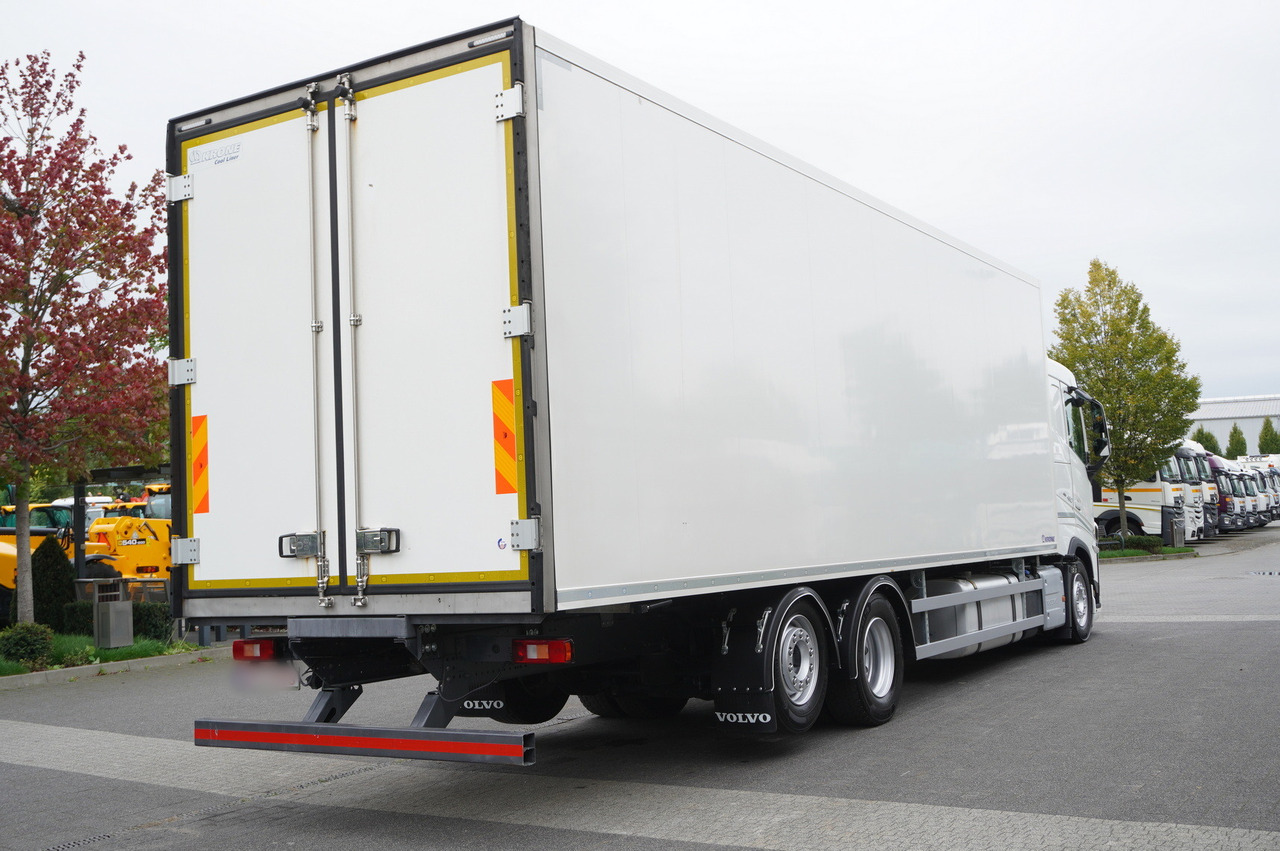 VOLVO FH 460 / Krone refrigerator 23 EPAL! / Carrier Supra 1250 MT Silent / Multitemperature / Steered axle - Camión frigorífico: foto 5 VOLVO FH 460 / Krone refrigerator 23 EPAL! / Carrier Supra 1250 MT Silent / Multitemperature / Steered axle - Camión frigorífico: foto 5