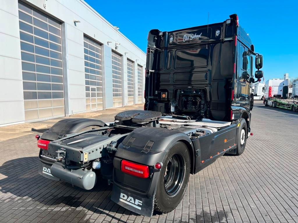 DAF XF 530 FT SC 4x4 PXP Intarder Kipphydraulik - Cabeza tractora: foto 4 DAF XF 530 FT SC 4x4 PXP Intarder Kipphydraulik - Cabeza tractora: foto 4
