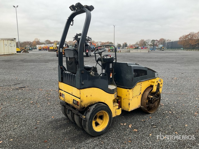 2005 Bomag B120 AC-4 Pneumatic Roller - Rodillo de neumáticos: foto 4 2005 Bomag B120 AC-4 Pneumatic Roller - Rodillo de neumáticos: foto 4