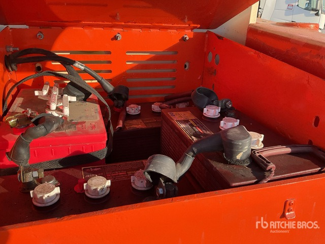 2002 JLG 600JP 4WD Hybrid Telescopic Boom Lift - Plataforma telescopica: foto 5 2002 JLG 600JP 4WD Hybrid Telescopic Boom Lift - Plataforma telescopica: foto 5