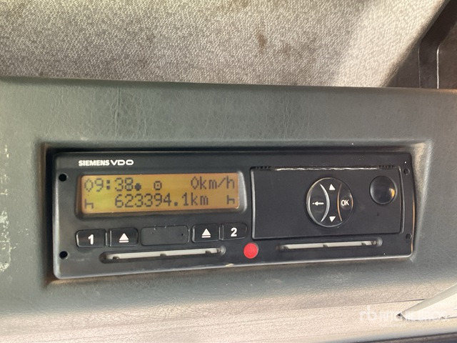 2008 MAN TGA H414FFDC 8x4 Mixer Truck - Camión hormigonera: foto 3 2008 MAN TGA H414FFDC 8x4 Mixer Truck - Camión hormigonera: foto 3