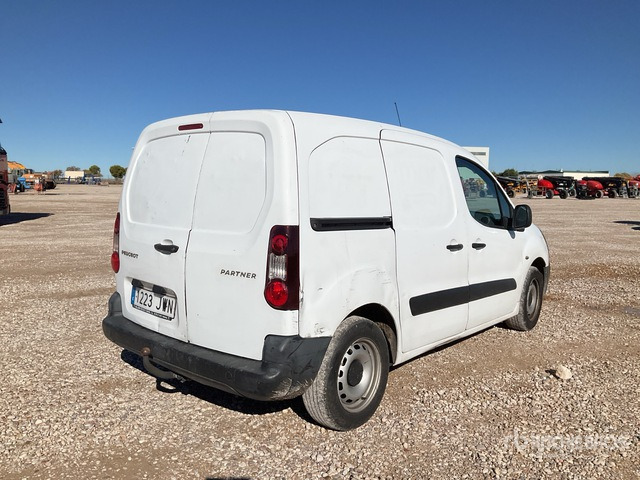 2016 Peugeot Partner Cargo Van - Furgoneta: foto 3 2016 Peugeot Partner Cargo Van - Furgoneta: foto 3