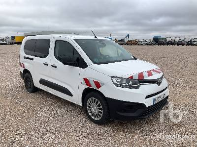 TOYOTA PROACE CITY VER 5 - Coche: foto 4 TOYOTA PROACE CITY VER 5 - Coche: foto 4