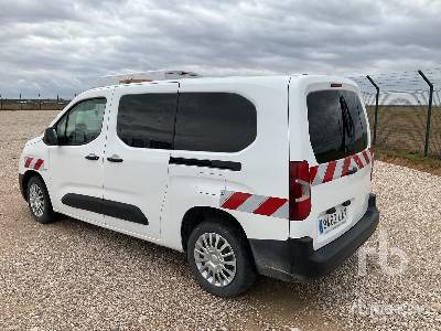 TOYOTA PROACE CITY VER 5 - Coche: foto 2 TOYOTA PROACE CITY VER 5 - Coche: foto 2
