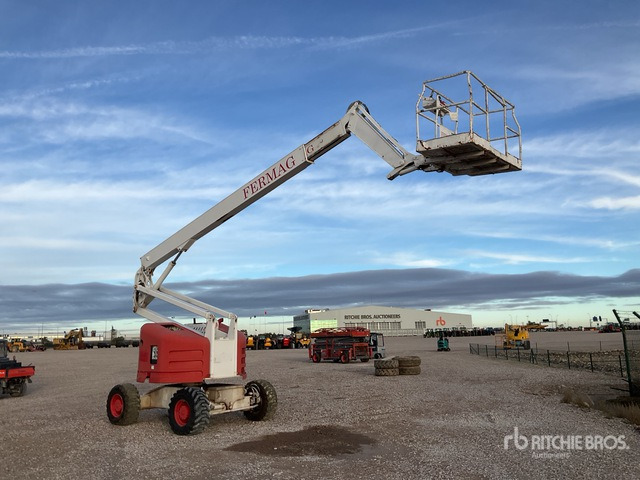 Terex TA64 Telescopic Boom Lift - Plataforma articulada: foto 5 Terex TA64 Telescopic Boom Lift - Plataforma articulada: foto 5