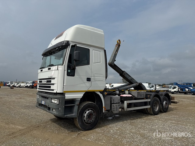 2001 Iveco Eurostar 260E40 6x2 Sleeper Roll-Off Truck - Camión multibasculante: foto 2 2001 Iveco Eurostar 260E40 6x2 Sleeper Roll-Off Truck - Camión multibasculante: foto 2