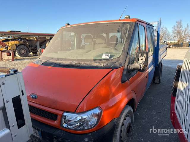 2004 Ford Transit (Inoperable) Dump Truck: Light Duty - Camión volquete: foto 3 2004 Ford Transit (Inoperable) Dump Truck: Light Duty - Camión volquete: foto 3