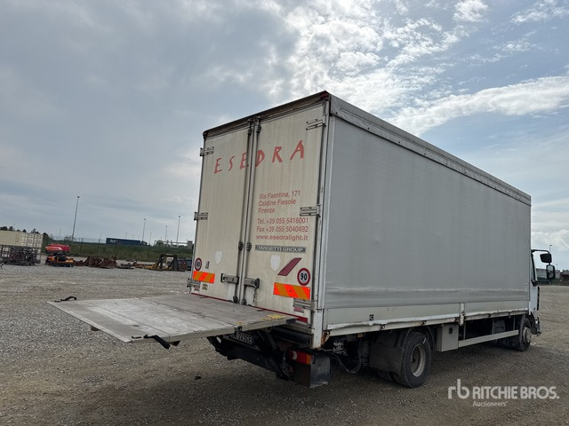 2006 Renault Midlum 220DCI 4x2 Curtain Side Truck - Camión lona: foto 5 2006 Renault Midlum 220DCI 4x2 Curtain Side Truck - Camión lona: foto 5