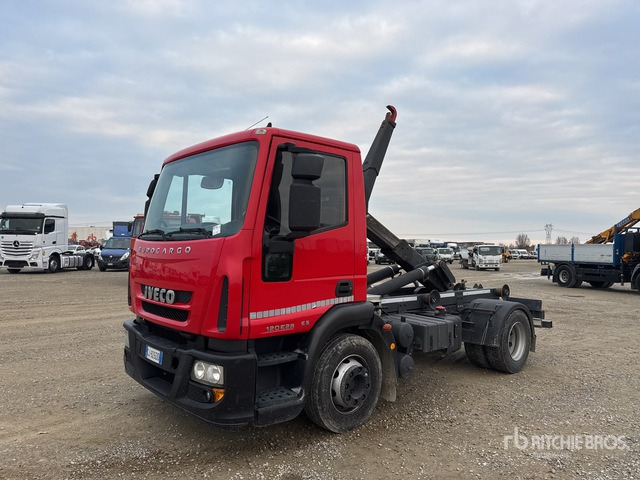 2009 Iveco Eurocargo 120E28 4x2 Roll-Off Truck - Camión multibasculante: foto 1 2009 Iveco Eurocargo 120E28 4x2 Roll-Off Truck - Camión multibasculante: foto 1