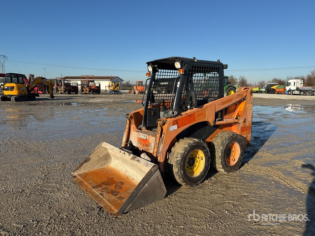 2012 Komatsu SK714-2 Skid Steer Loader - Minicargadora: foto 1 2012 Komatsu SK714-2 Skid Steer Loader - Minicargadora: foto 1