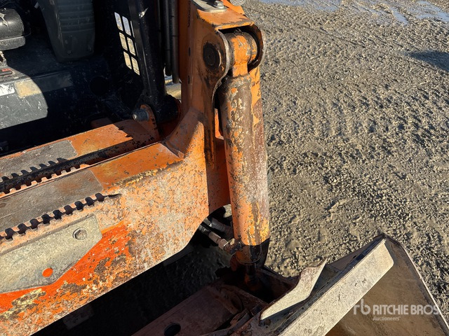 2012 Komatsu SK714-2 Skid Steer Loader - Minicargadora: foto 4 2012 Komatsu SK714-2 Skid Steer Loader - Minicargadora: foto 4