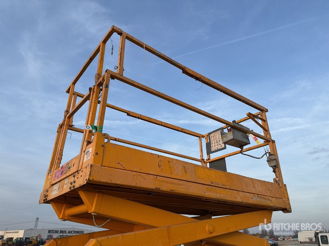 2013 Skyjack SJIII4626 Electric Scissor Lift - Plataforma de tijeras: foto 5 2013 Skyjack SJIII4626 Electric Scissor Lift - Plataforma de tijeras: foto 5